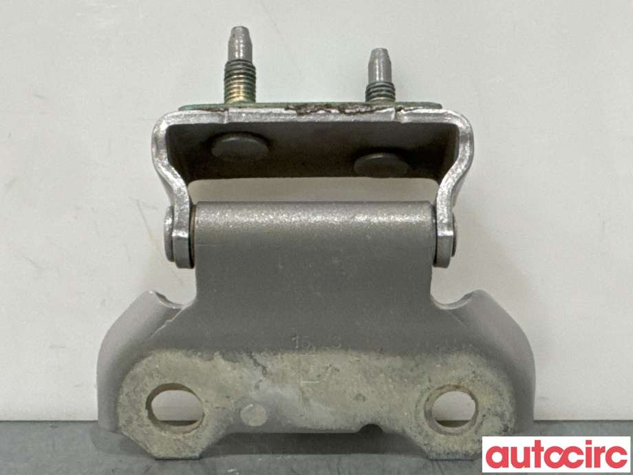 Hengsler til Toyota Yaris Cross (SUV) 2021-->>  (TOYOTA|6881002160|)