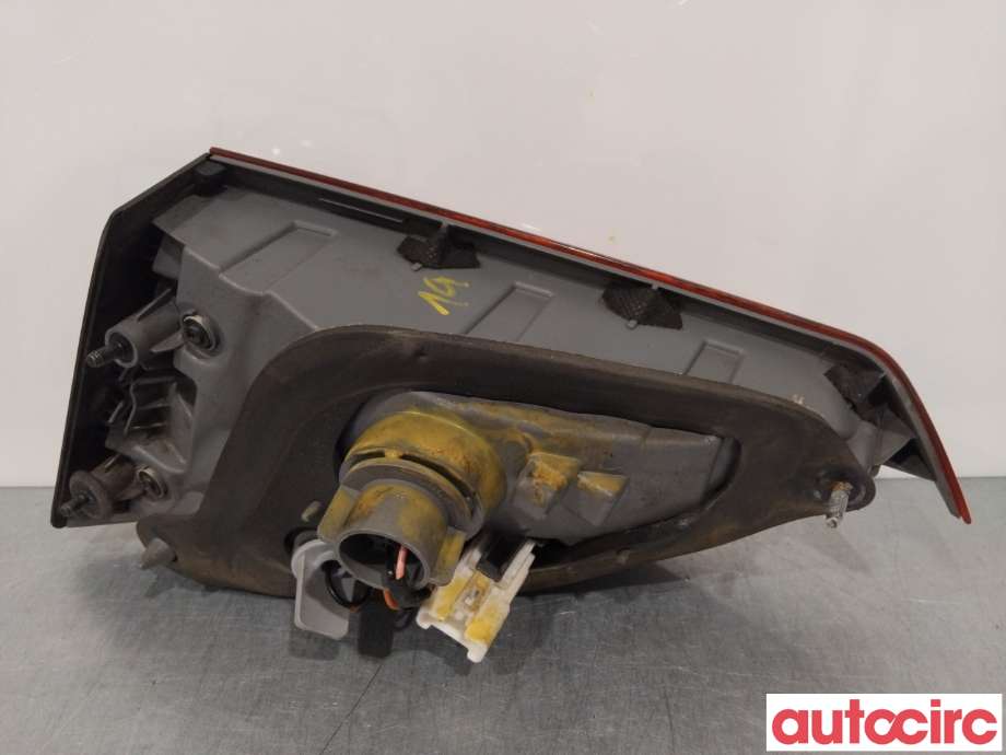 Baklykt venstre indre til Hyundai i30 2012-2017 (Type II)  (HYUNDAI|92403A5010)