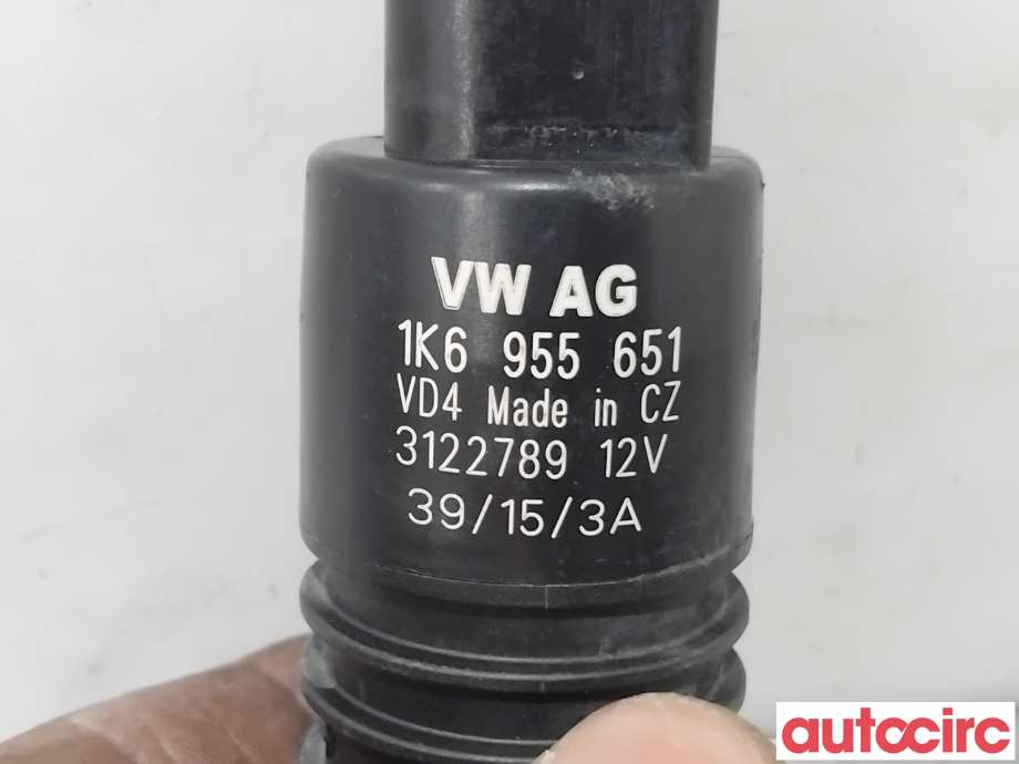 Spylerpumpe foran til Audi A3 2012-2016 (Type III, Fase 1)  (AUDI|1K6955651|)