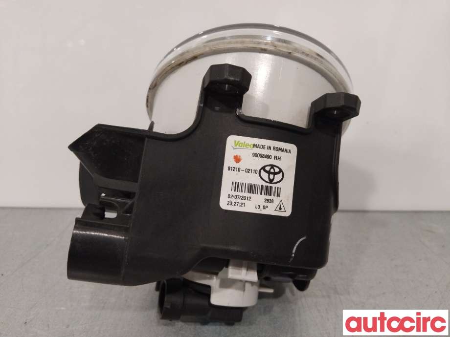 Tåkelykt høyre foran til Toyota Avensis 2009-2015 (Type III, Fase 1)  (TOYOTA|8121002110)