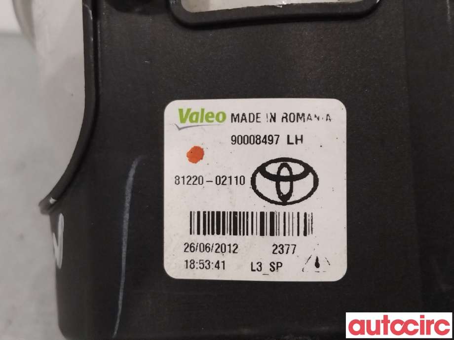 Tåkelykt venstre foran til Toyota Avensis 2009-2015 (Type III, Fase 1)  (TOYOTA|8122002110)