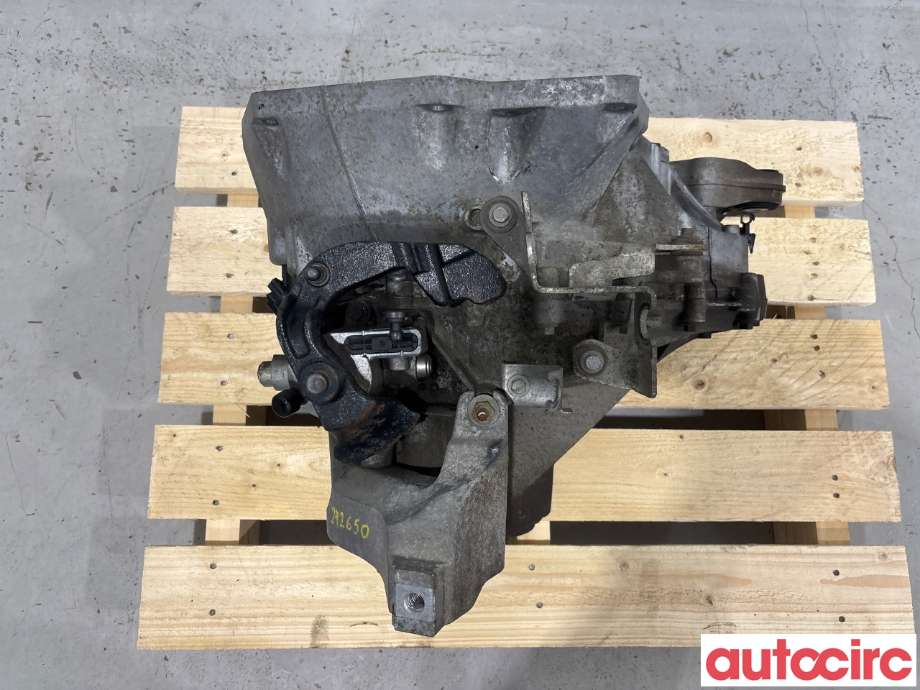 Girkasse manuell 6-trinn til Ford Focus 2011-2014 (Type III, Fase 1) (FORD|2255835||AV6R-7002-KK)