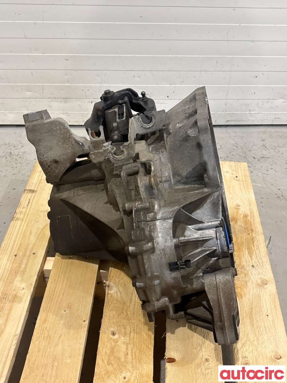 Girkasse manuell 6-trinn til Ford Focus 2011-2014 (Type III, Fase 1) (FORD|2255835||AV6R-7002-KK)