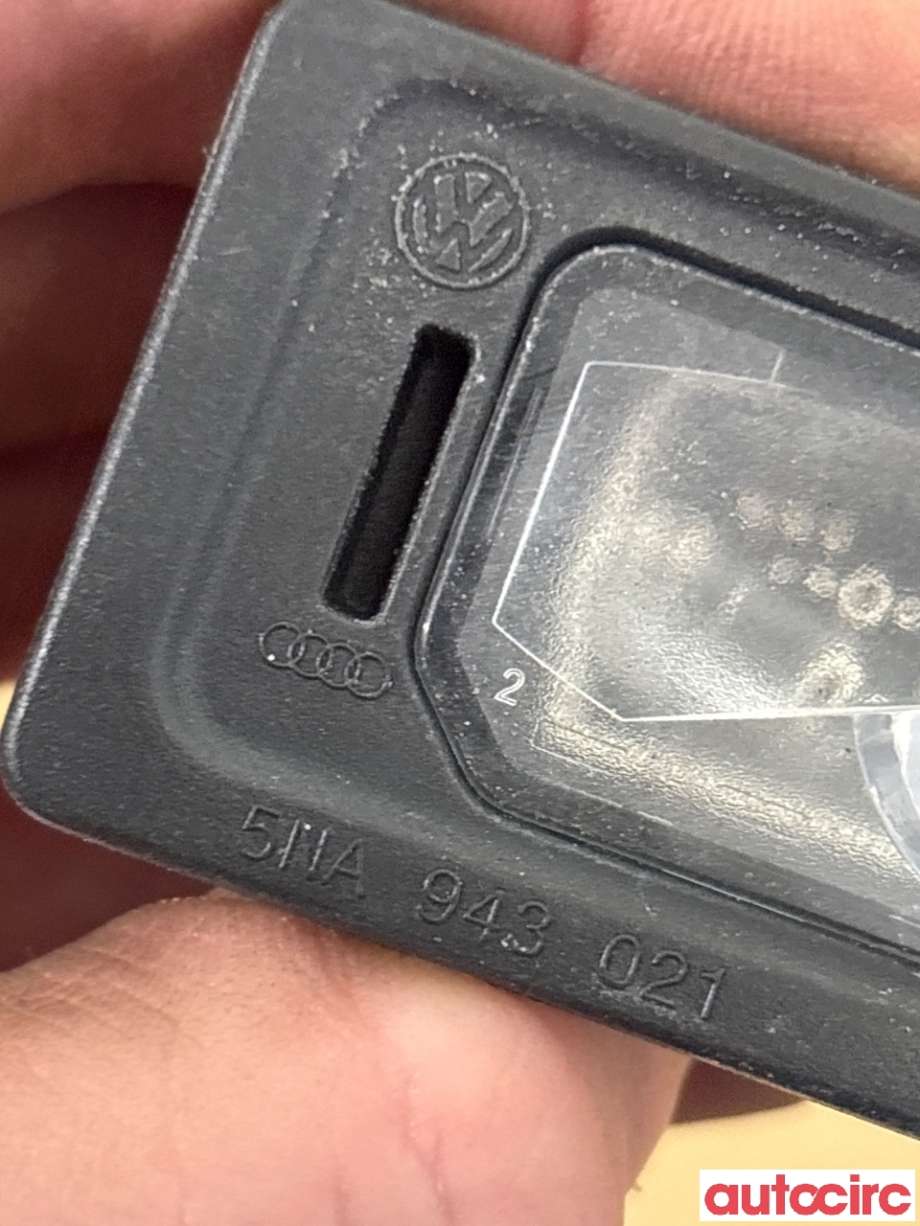 Skiltlys til Audi A4 2020-->> (Type V, Fase 2) (B9) (B9) (AUDI|5NA943021|)