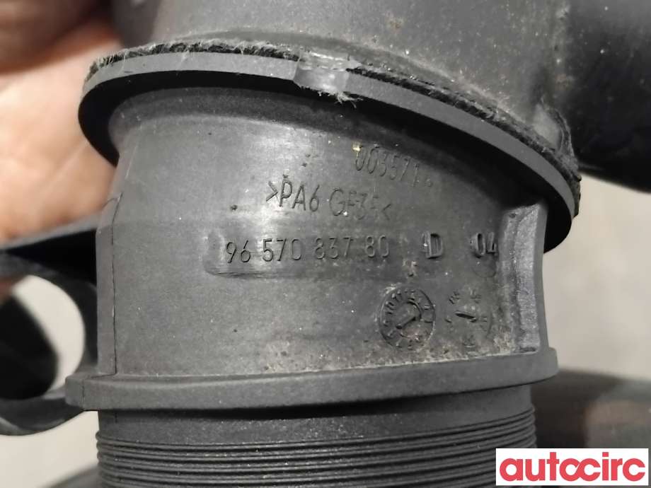 Turbo rør til Peugeot 5008 2010-2017 (Type I) (PEUGEOT|144061||9657083780)