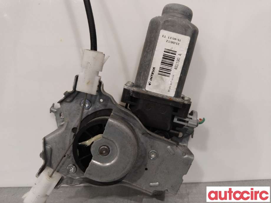 Ruteheis høyre bak til Nissan Qashqai 2010-2014 (Type I, Fase 2)  (NISSAN|82700EY10A|82700EY11A)