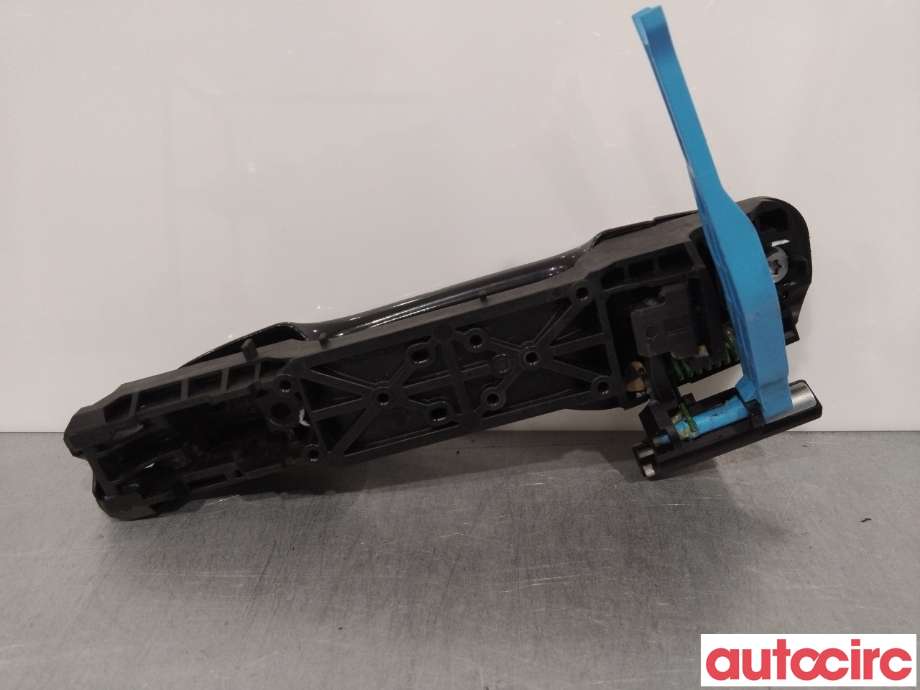 Dørhåndtak utv venstre bak til Toyota Yaris 2012-2014 (Type III, Fase 1)  (TOYOTA|692040D090|692270D904|692110D904)
