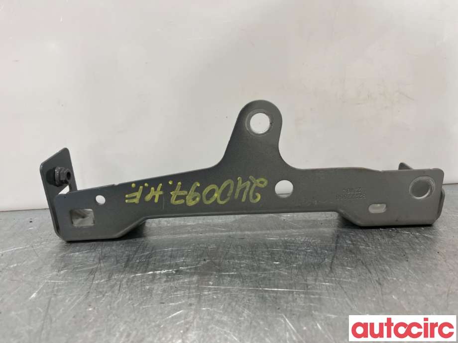 Diverse deler til Volvo XC40 2018-2024  (VOLVO|32277560||32277558)