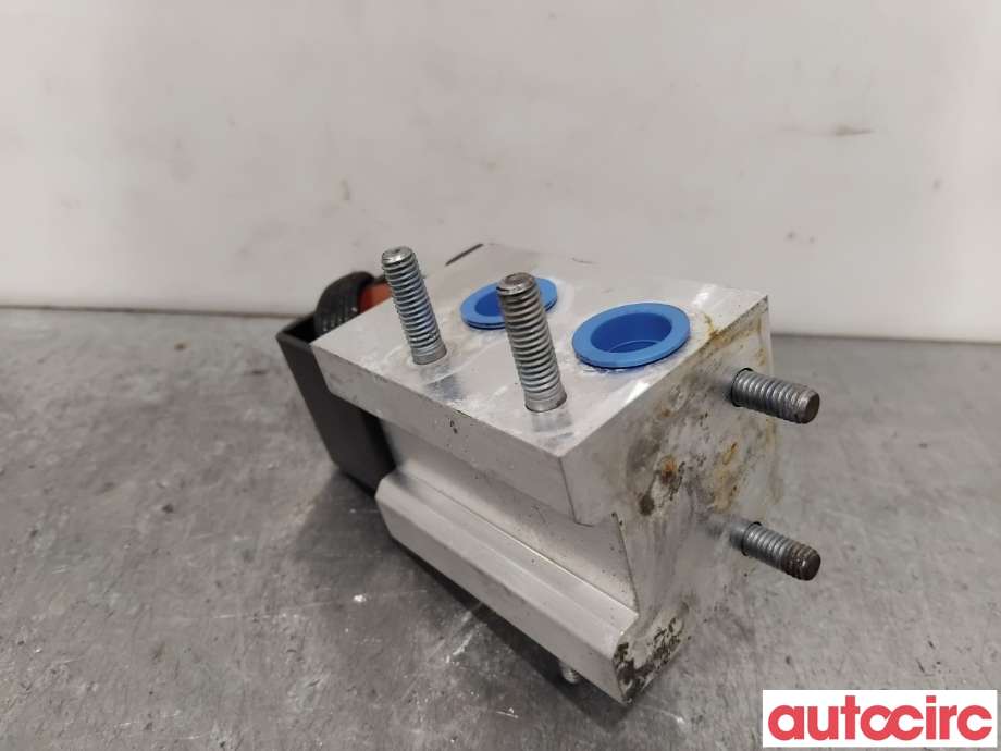 Diverse deler til Hyundai Ioniq Electric 2016-2019 (Fase 1)  (HYUNDAI|97725E4100|53117090|97725-E4100)