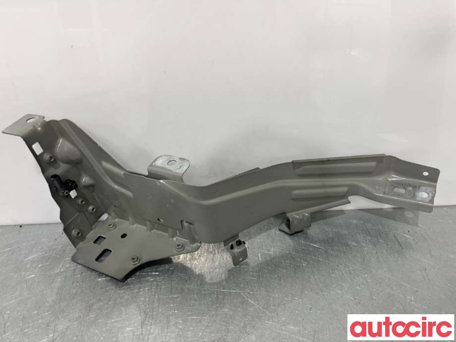 Diverse deler til Volvo XC40 2018-2024  (VOLVO|32377055||31469386)