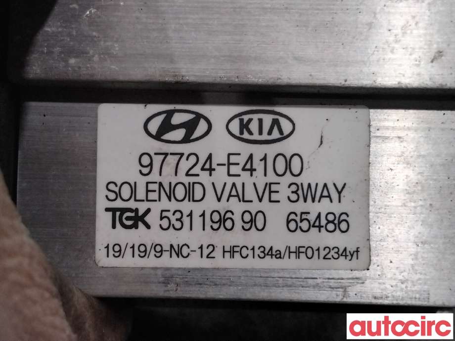 Diverse deler til Hyundai Ioniq Electric 2016-2019 (Fase 1)  (HYUNDAI|97724E4100|53119690|97724-E4100)
