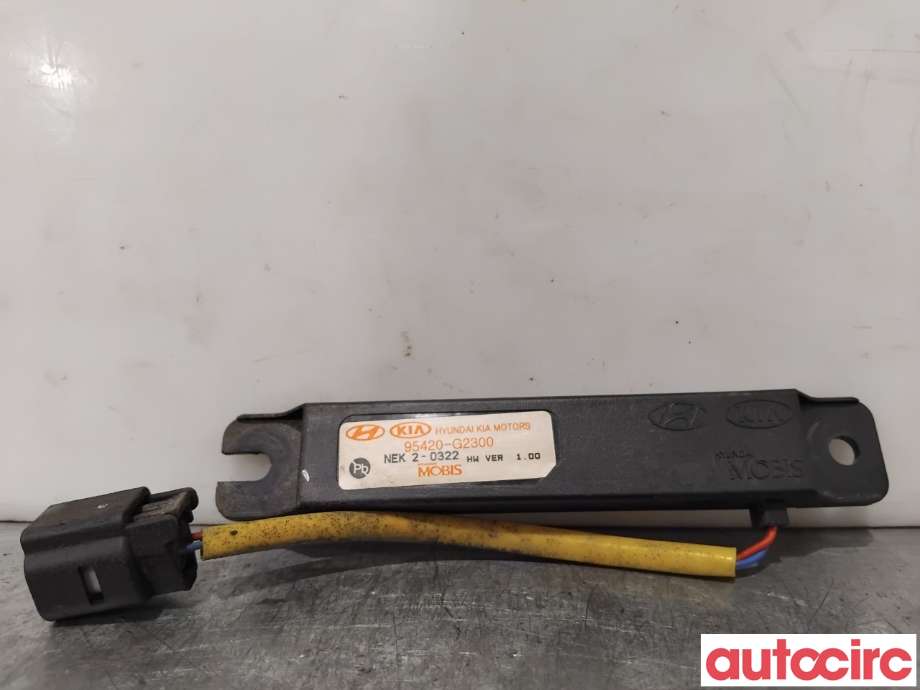 Diverse deler til Hyundai Ioniq Electric, 2016-2019 (Fase 1)  (HYUNDAI|95420G2300)