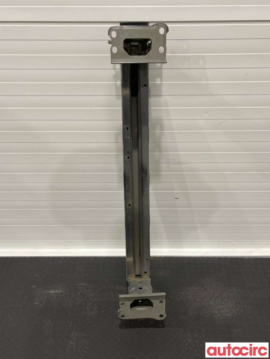 Støtfangerforsterkning foran til Toyota Avensis 2003-2008 (Type II)  (TOYOTA|5202105040|)