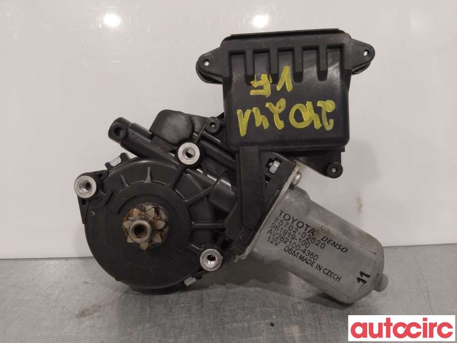Ruteheis venstre foran til Toyota Auris 2010-2012 (Type I, Fase 2)  (TOYOTA|6982002330|977555-106)