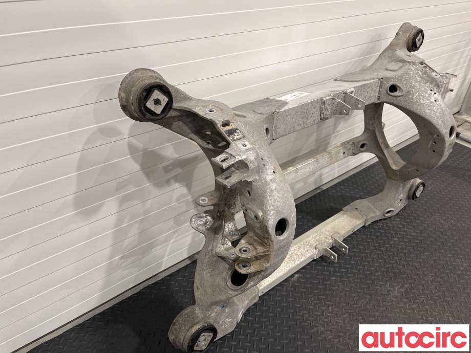 Travers bak til Tesla Model S 2016-2021 (Fase 2) (TESLA|6007012-00-H|)