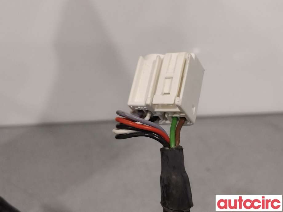 Speil høyre til Toyota Yaris 2012-2014 (Type III, Fase 1) (TOYOTA|879100D600|879150D909)