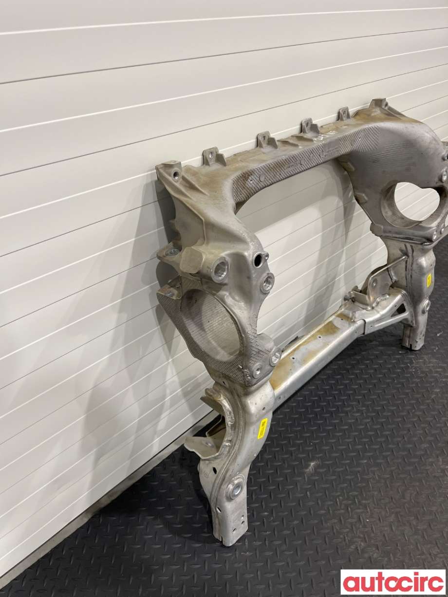 Travers foran hoved til Mercedes GLC 2015-2022 (X253) (X253) (MERCEDES|A2536208500|)