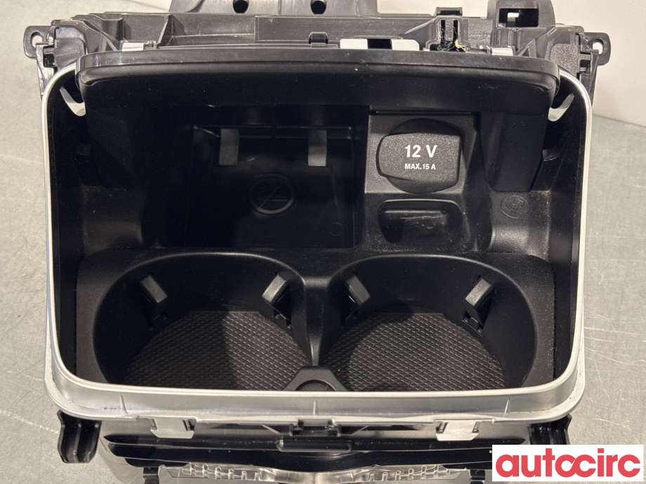 Dashbord koppholder til Mercedes E-Klasse 2016-2023 (W213) (W213) (MERCEDES|A2136802607|82754001|A2136806500)