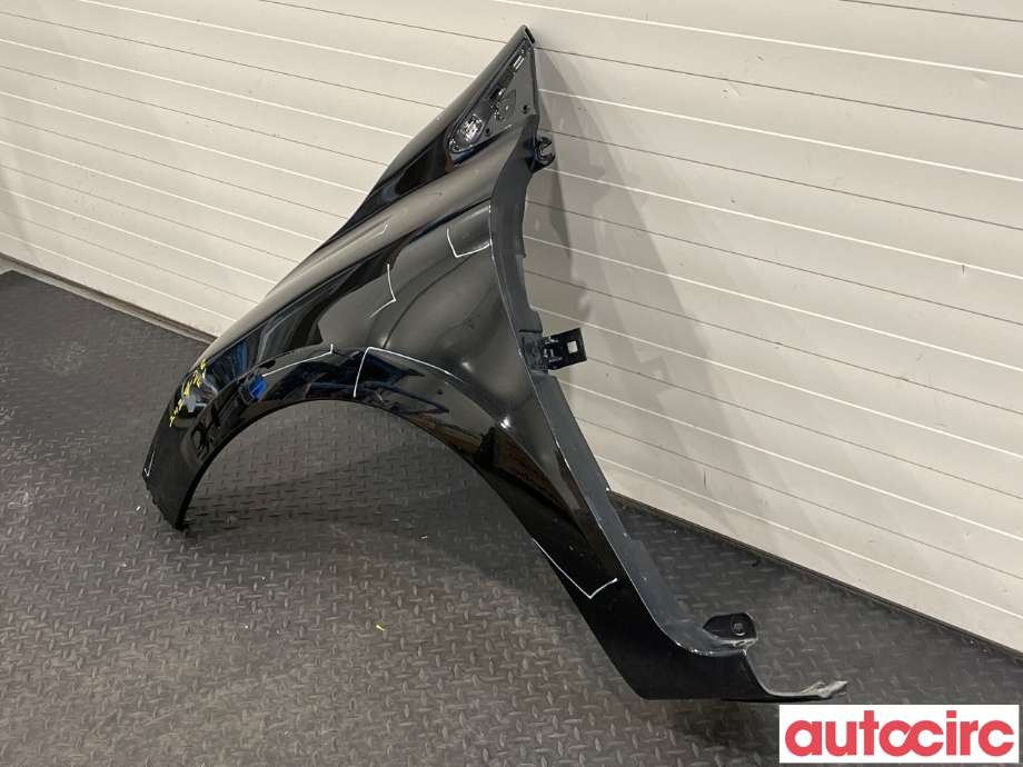 Skjerm venstre foran til Renault Clio 2012-2016 (Type IV, Fase 1)  (RENAULT|631017984R)