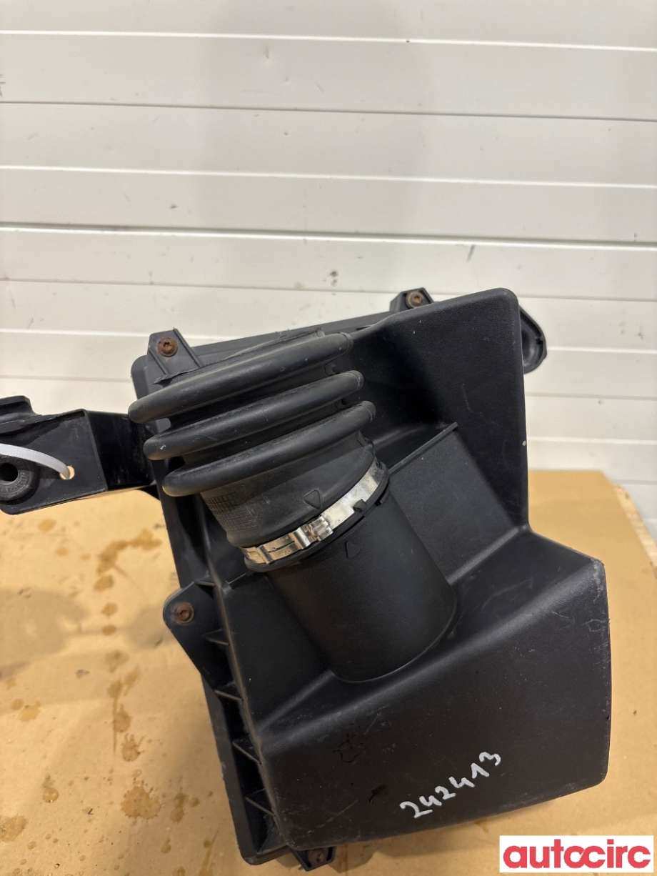 Luftfilterboks til Volvo V50 2004-2007 (Fase 1)  (VOLVO|30671098|)