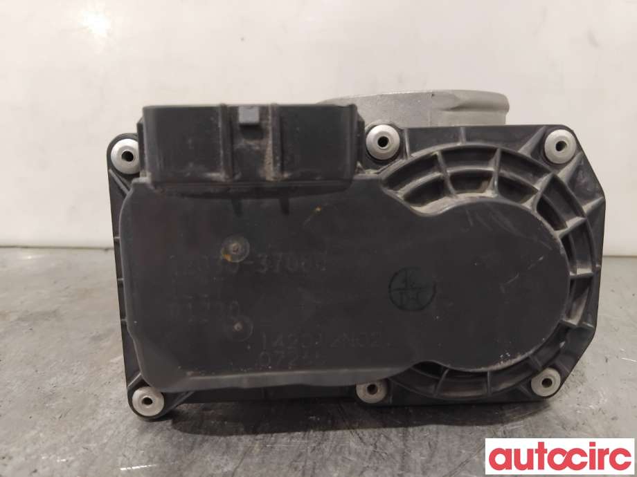 Spjeldhus til Toyota Prius +7 2012-2020 (Type III) (stasjonsvogn) (stasjonsvogn) (TOYOTA|2203037060||22030-37060)