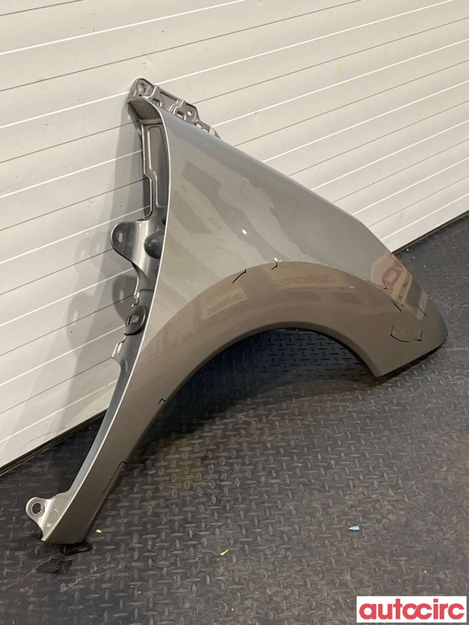 Skjerm høyre foran til Peugeot 3008 2009-2016 (Type I)  (PEUGEOT|7841Z1)