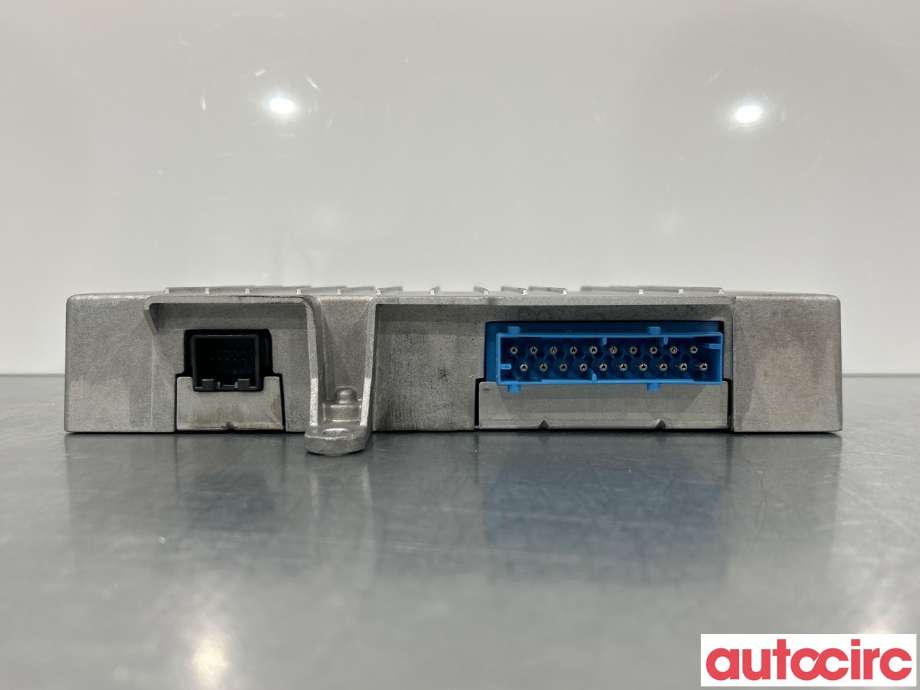 Bilstereo forsterker til Porsche Cayenne 2010-2017 (92A) (92A) (PORSCHE|95864530203|95864530200|7P5035223G)