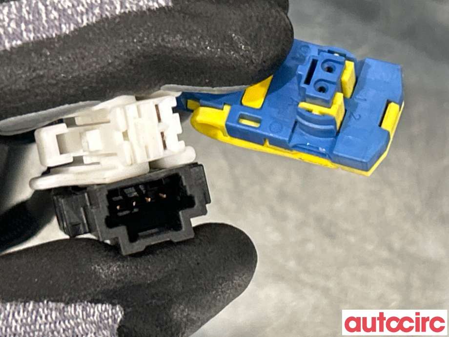 Bryter combi til Renault Clio 2012-2016 (Type IV, Fase 1) (RENAULT|255405718R|8201168016|479454698R)