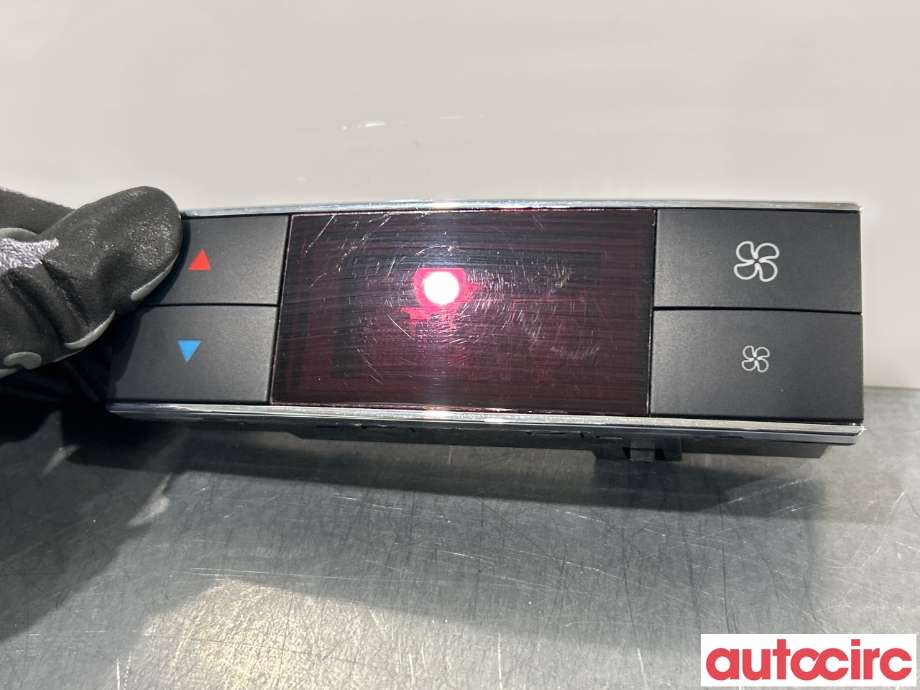 Varmeapparat betjening til Mercedes GLK 2008-2015 (X204) (X204) (MERCEDES|A2048303290|A2048303390)
