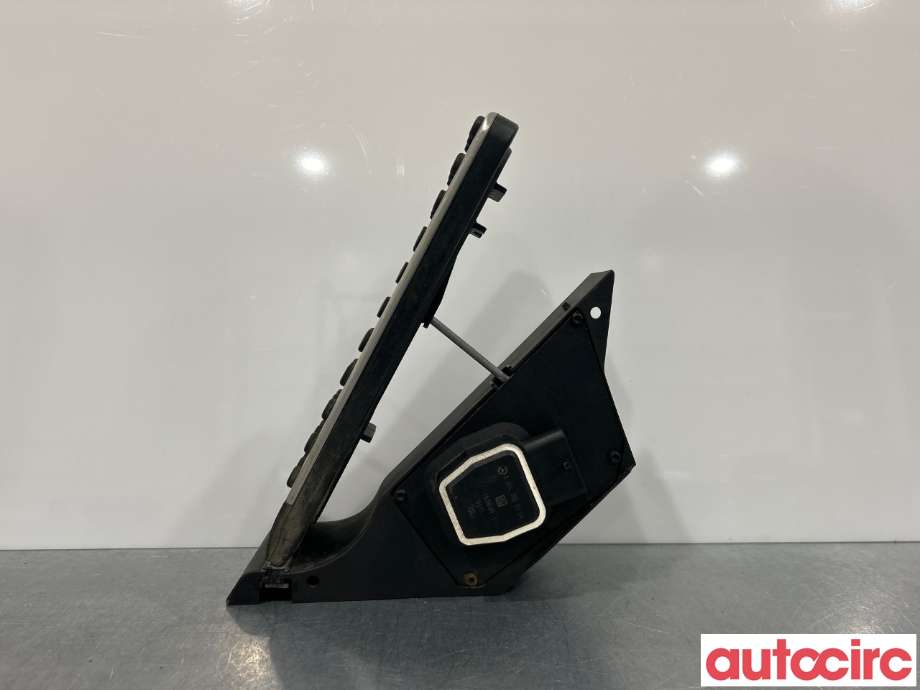 Pedal gass til Mercedes GLK 2008-2015 (X204) (X204) (MERCEDES|A2043001100|A2043000504)