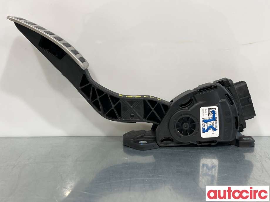 Pedal gass til Suzuki Vitara 2015-->> (Type IV)  (SUZUKI|49400-68LF1)