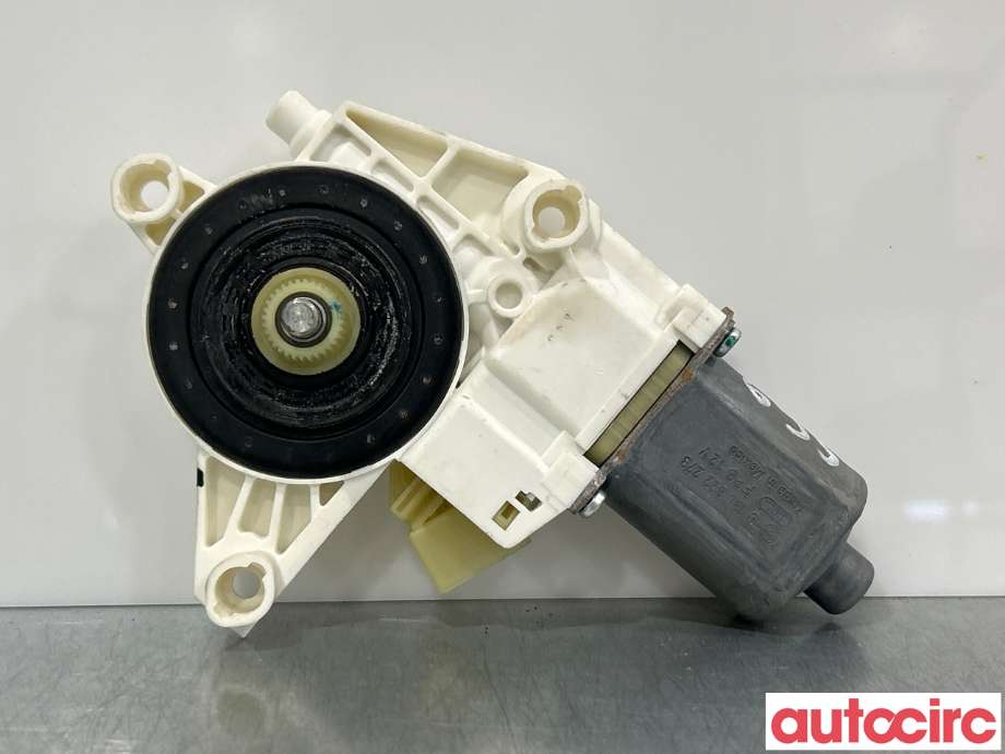 Ruteheis venstre foran til Mercedes GLK 2008-2015 (X204) (X204) (MERCEDES|A1669060301|0130822273|A2518200742)