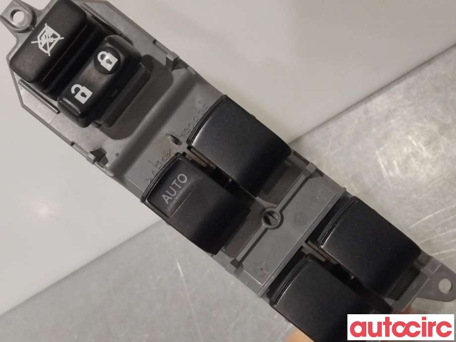 Bryter ruteheis til Toyota Urban Cruiser 2009-2014  (TOYOTA|8482012520|)