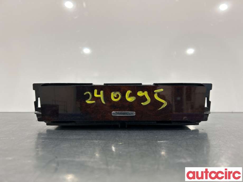 Diverse deler til Mercedes GLK, 2008-2015 (X204) (X204) (MERCEDES|A1646801152)