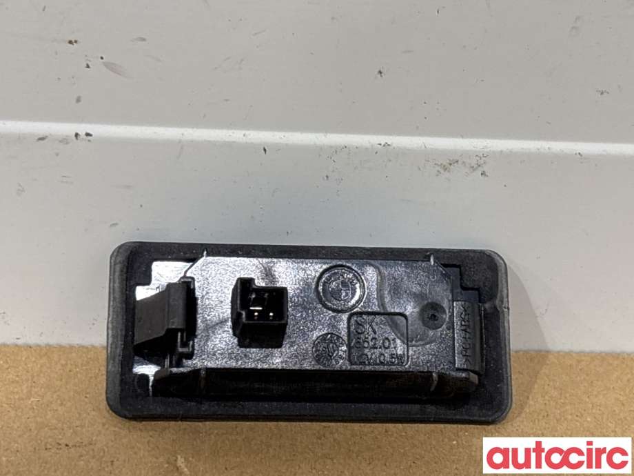 Skiltlys til BMW 3-Serie 2012-2018 (F30/F31/F34) (F30/F31/F34) (BMW|63267193293|)