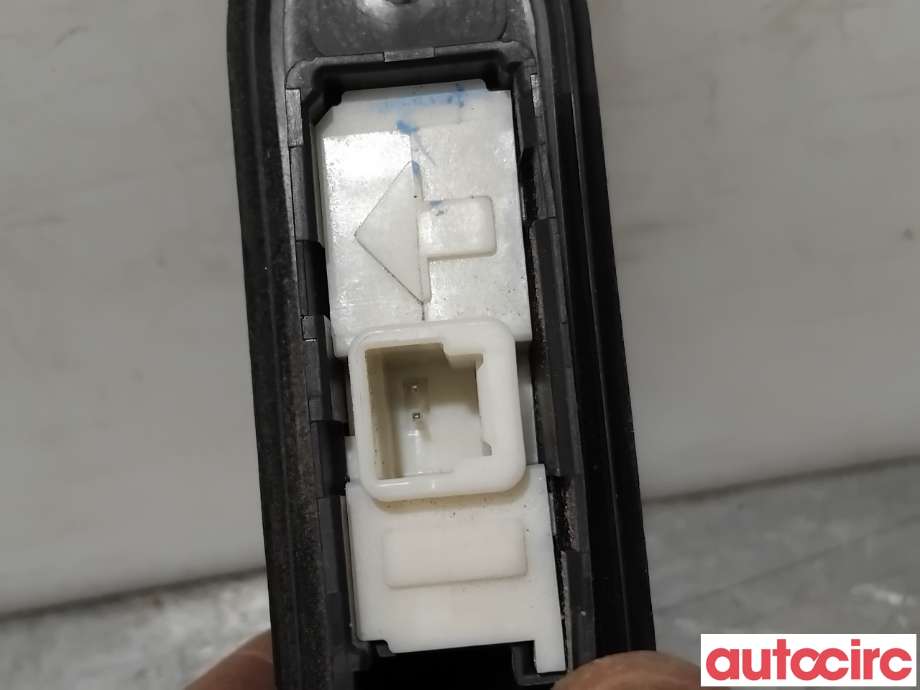 Bakluke/bakdør håndtak til Toyota Verso 2009-2016 (Type III)  (TOYOTA|8484028030|)