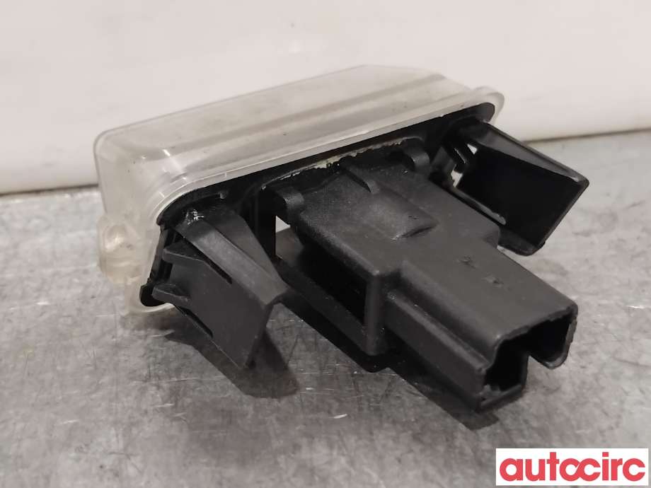 Skiltlys til Toyota Verso 2009-2016 (Type III)  (TOYOTA|812700D120|)