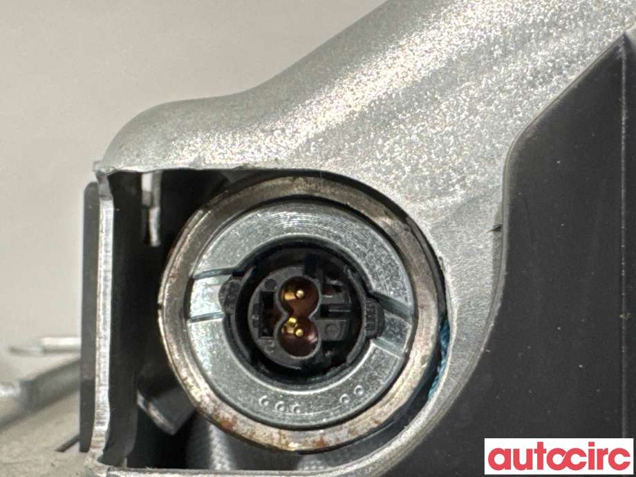 Airbag kne til Mercedes B-Klasse 2011-2018 (W246) (W246) (MERCEDES|A2468600500|617377700H|A2468600302)