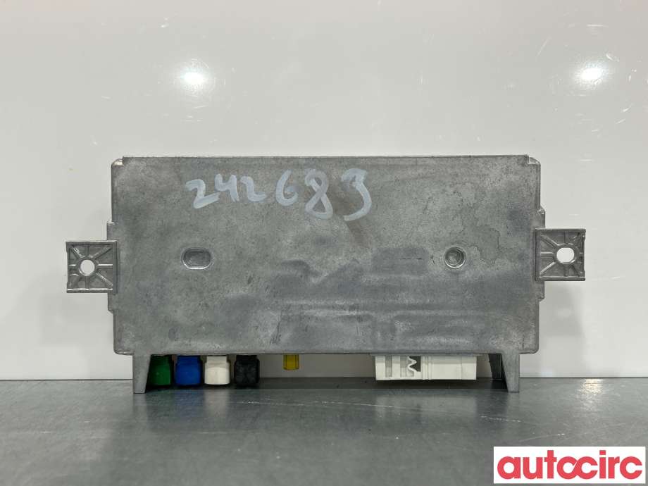 Styreenhet diverse til Mercedes E-Klasse 2016-2023 (W213) (W213) (MERCEDES|A2139006220|A2139003716)