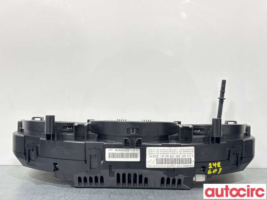 Instrumentpanel til Mercedes C-Klasse 2011-2014 (Fase 2) (W204) (W204) (MERCEDES|A2049004609|A2C53435305|A2049005513)