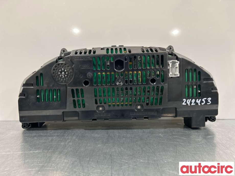 Instrumentpanel til Mercedes C-Klasse 2011-2014 (Fase 2) (W204) (W204) (MERCEDES|A2049005513)