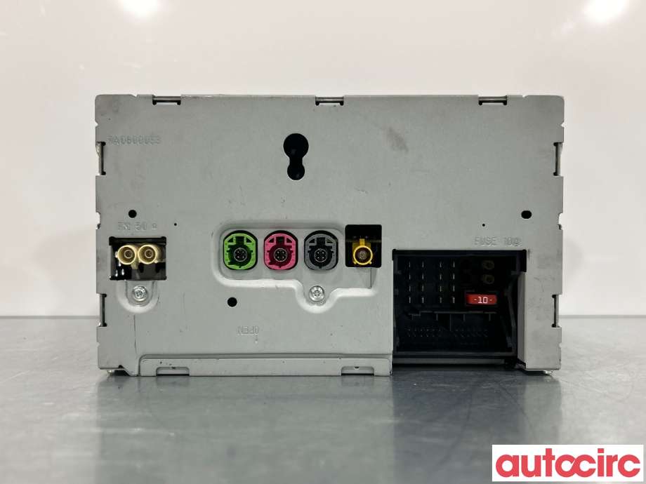 Bilstereo til Mercedes C-Klasse 2011-2014 (Fase 2) (W204) (W204) (MERCEDES|A2049003914|A2049002013)