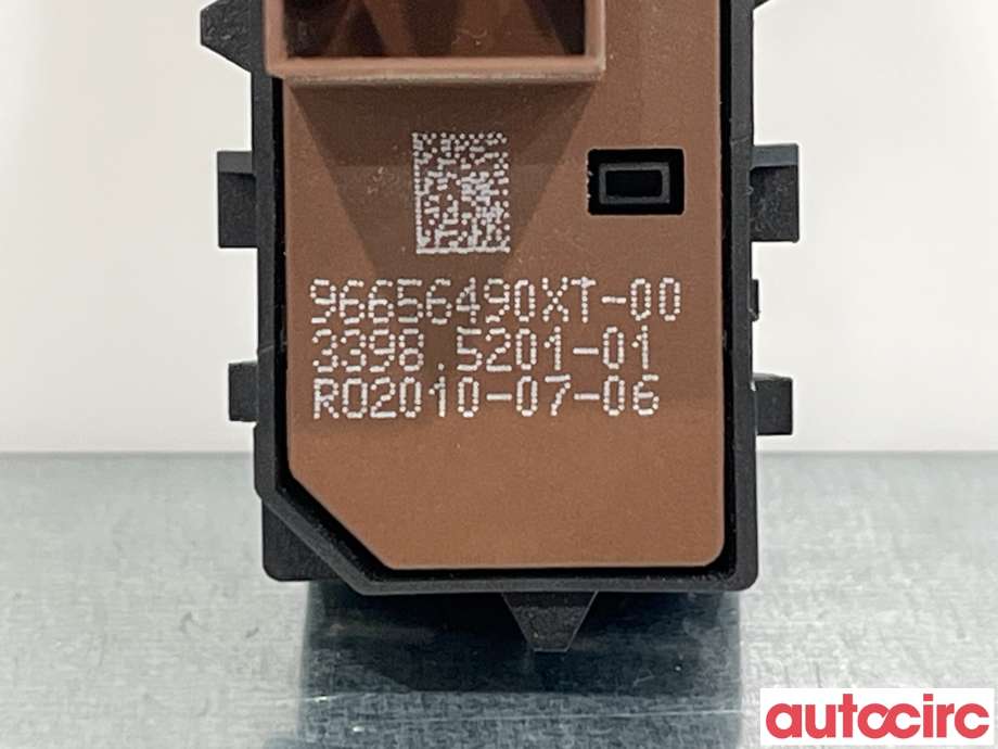 Bryter Antispinn til Peugeot 5008 2010-2017 (Type I) (PEUGEOT|96656490ZD|6490V7|96656490XT)