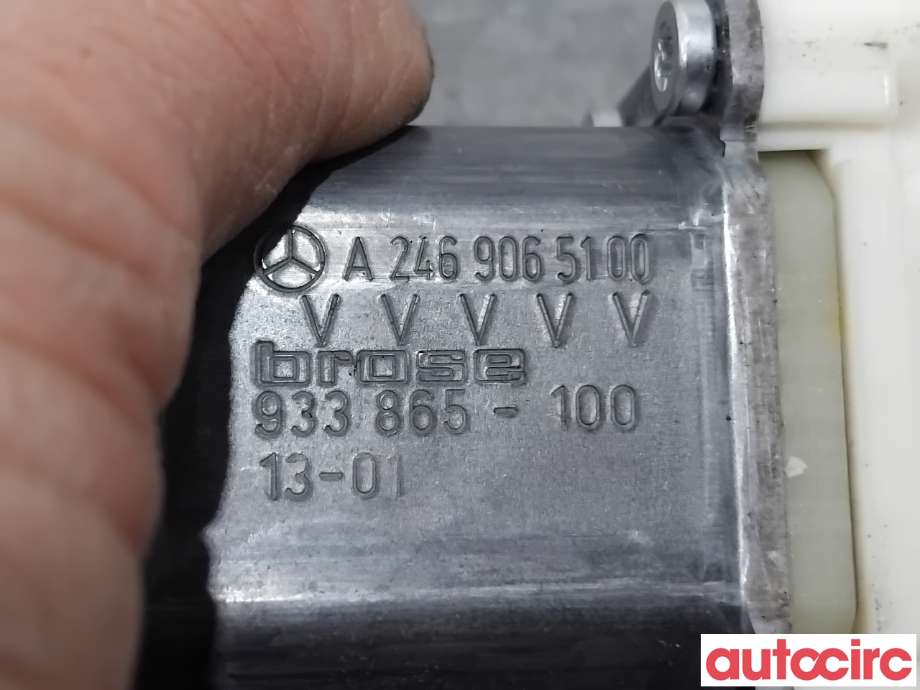 Ruteheis til Mercedes A-Klasse 2012-2018 (W176) (W176) (MERCEDES|A2469065100|0130822690)