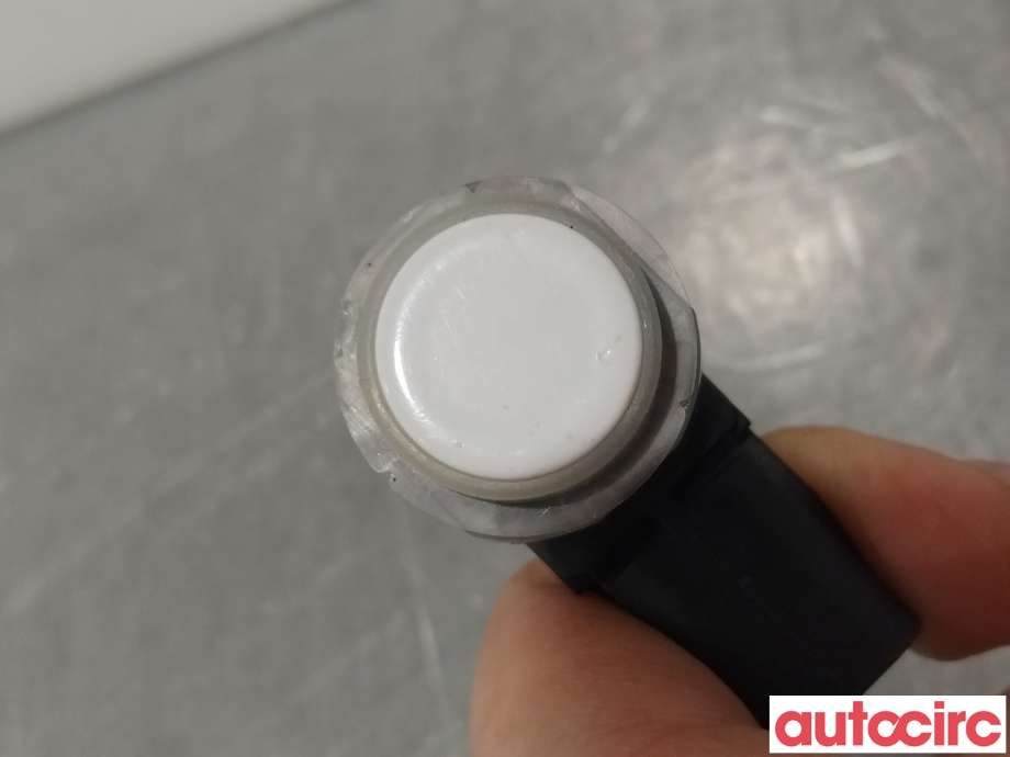 Parkeringssensor foran til Ford Mondeo 2014-2019 (Type V, Fase 1) (FORD|1899683|EM2T-15K859-AAW)