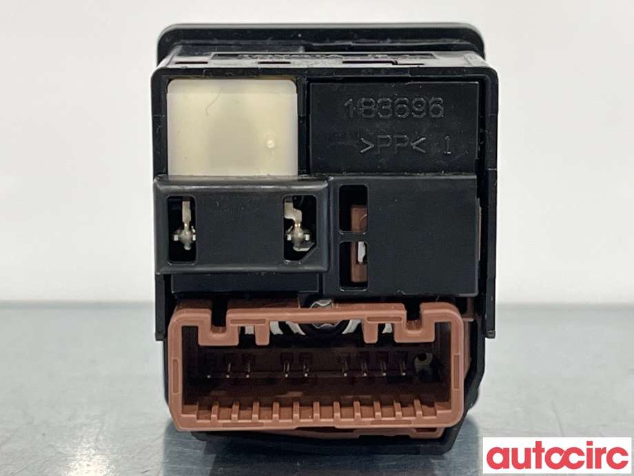 Bryter speil til Toyota RAV4 2016-2019 (Type IV, Fase 2)  (TOYOTA|8487052050)