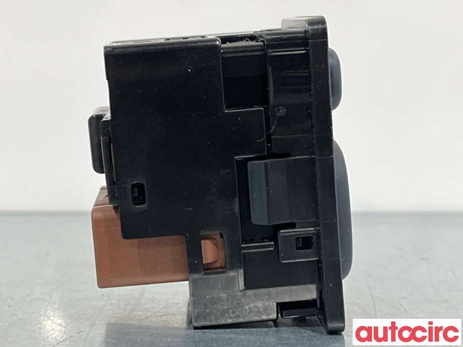 Bryter speil til Toyota RAV4 2016-2019 (Type IV, Fase 2)  (TOYOTA|8487052050)
