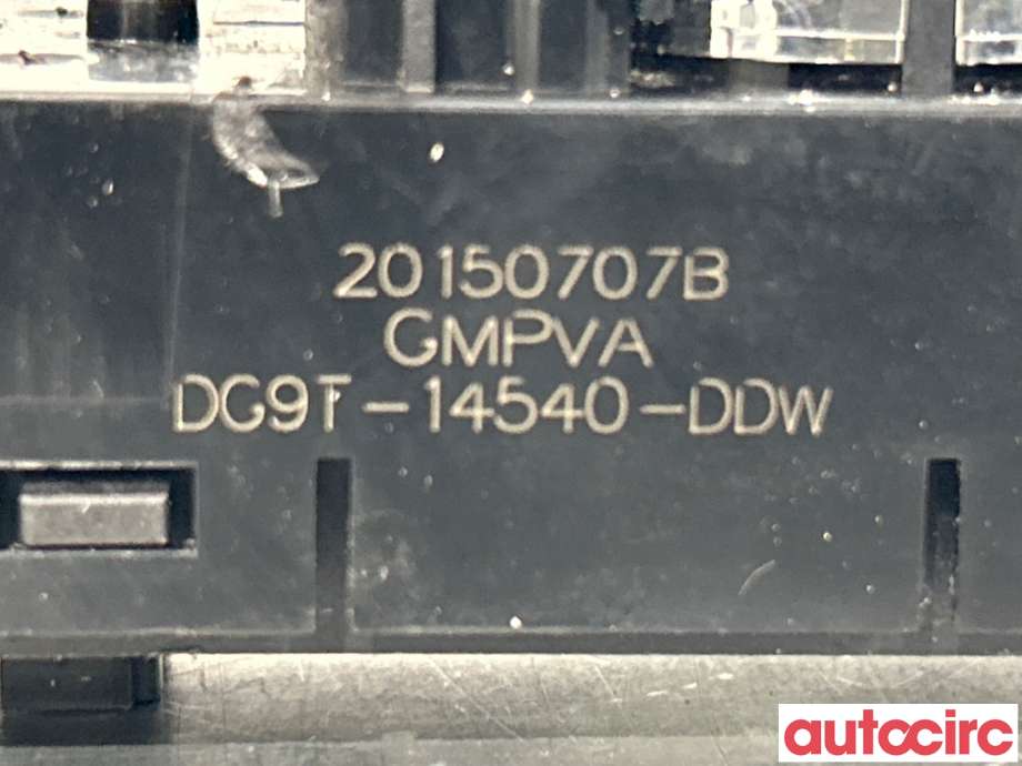 Bryter ruteheis til Ford Mondeo 2014-2019 (Type V, Fase 1)  (FORD|1946785|DG9T-14540-DDW)