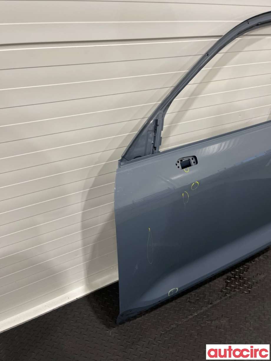 Dør venstre foran til Volvo XC40 2018-2024  (VOLVO|32351574|)