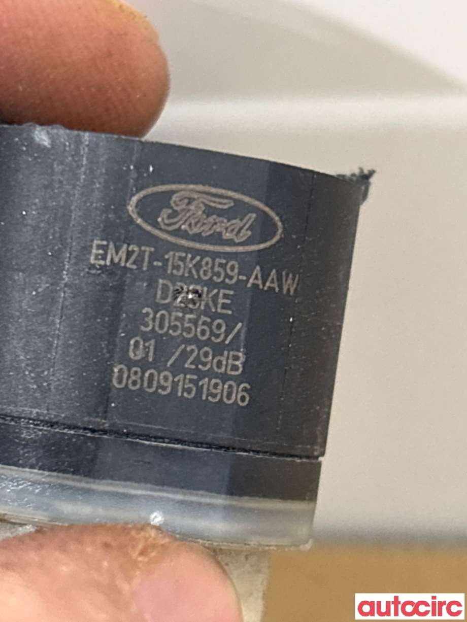 Parkeringssensor bak til Ford Mondeo 2014-2019 (Type V, Fase 1)  (FORD|1899683|EM2T-15K859-AAW)